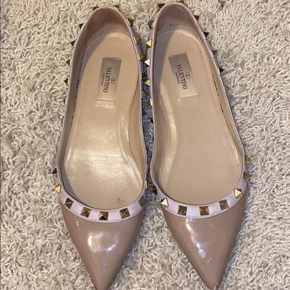 Valentino Gavarani jude flats